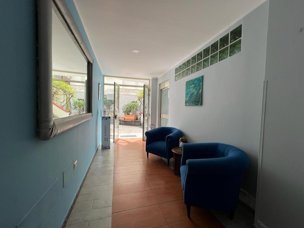Kassiopea Aparthotel Giardini Naxos Exterior foto